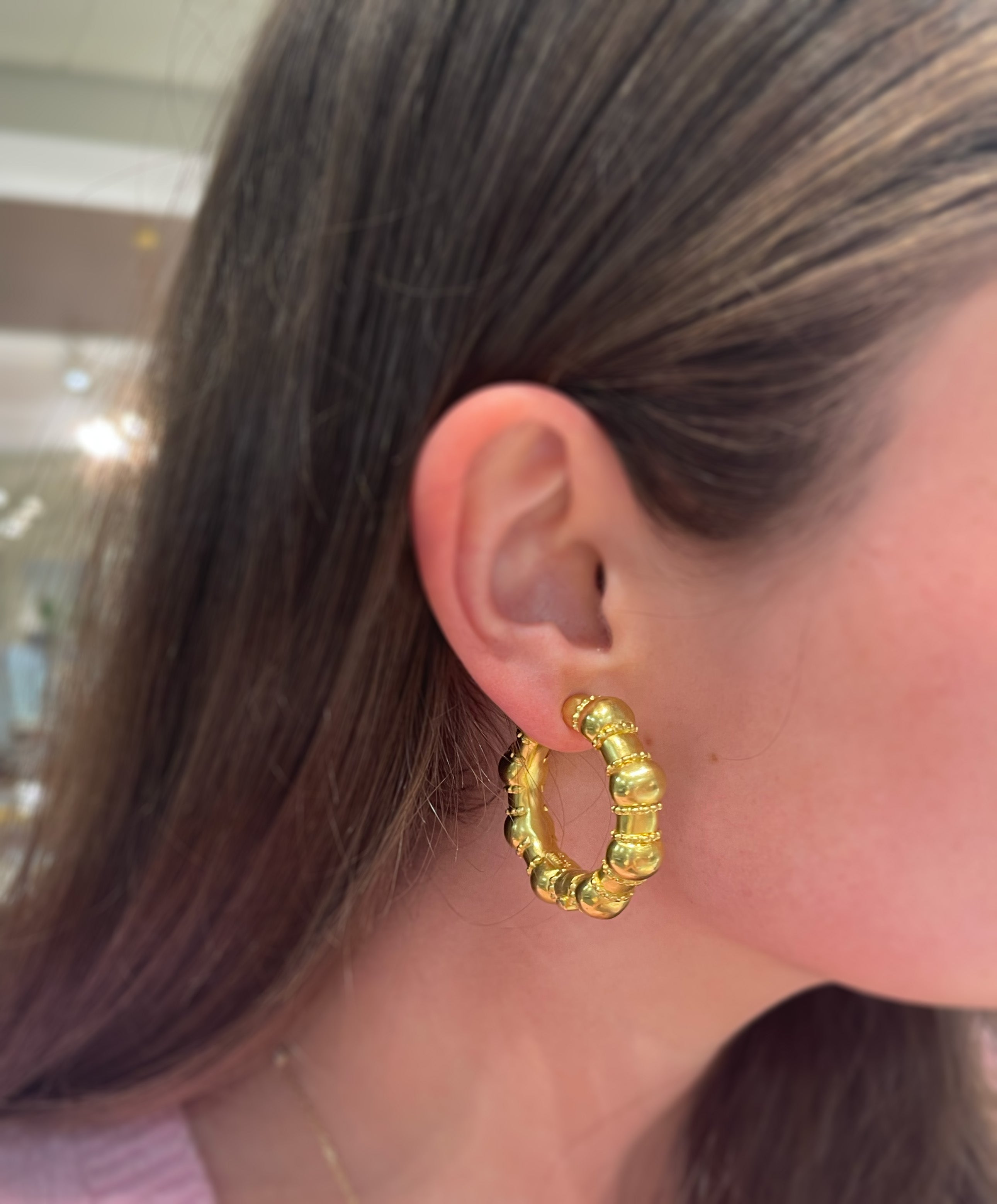 Estate 18k Yellow Gold Earrings