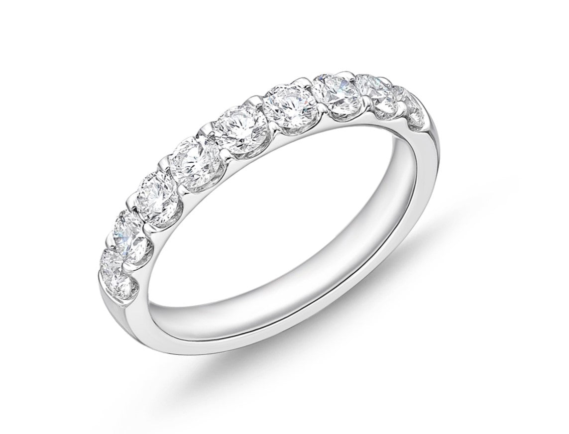 Memoire 18k White Gold Odessa Diamond Band