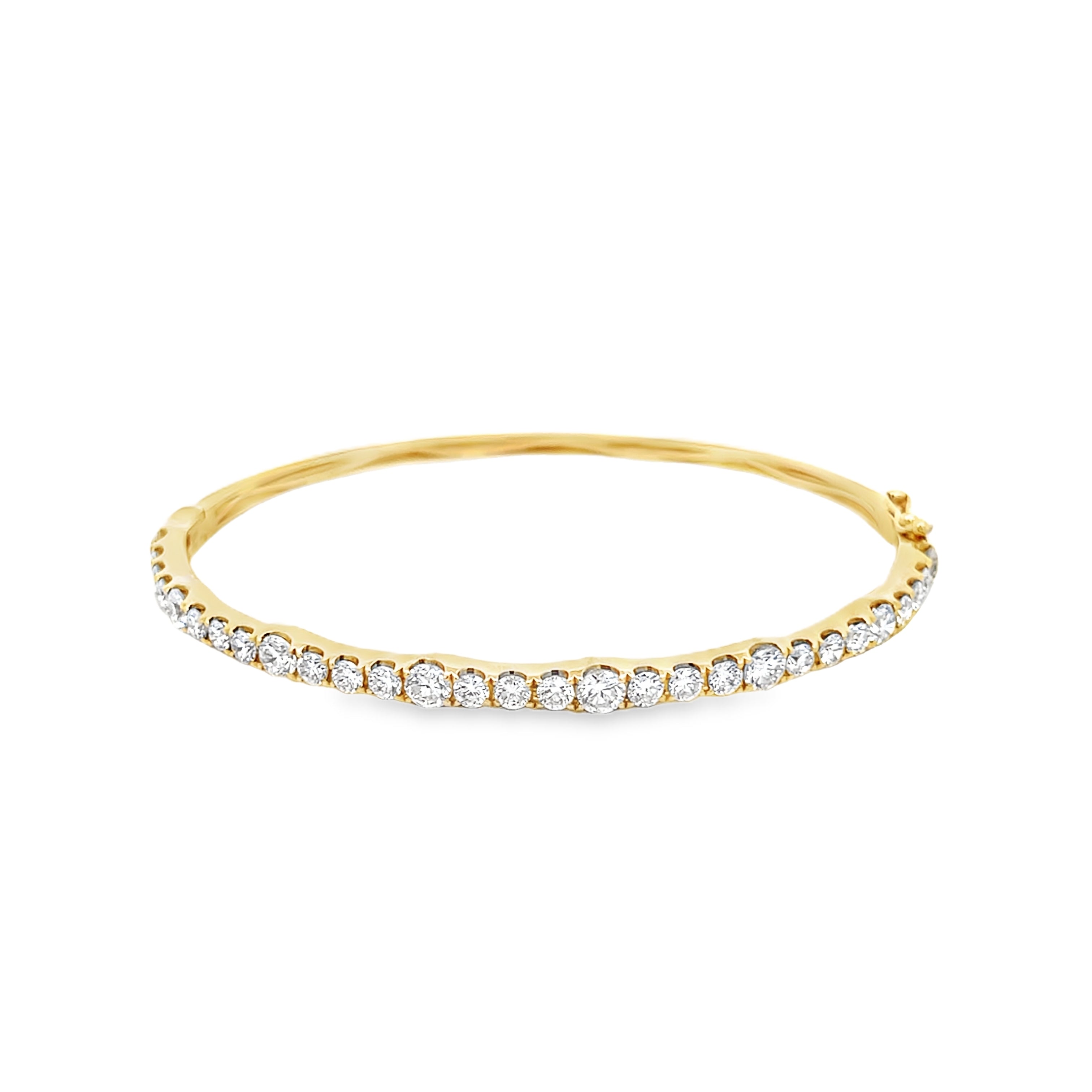 Brown & Co. 18k Yellow Gold 3.25ct Alternating Diamond Bangle