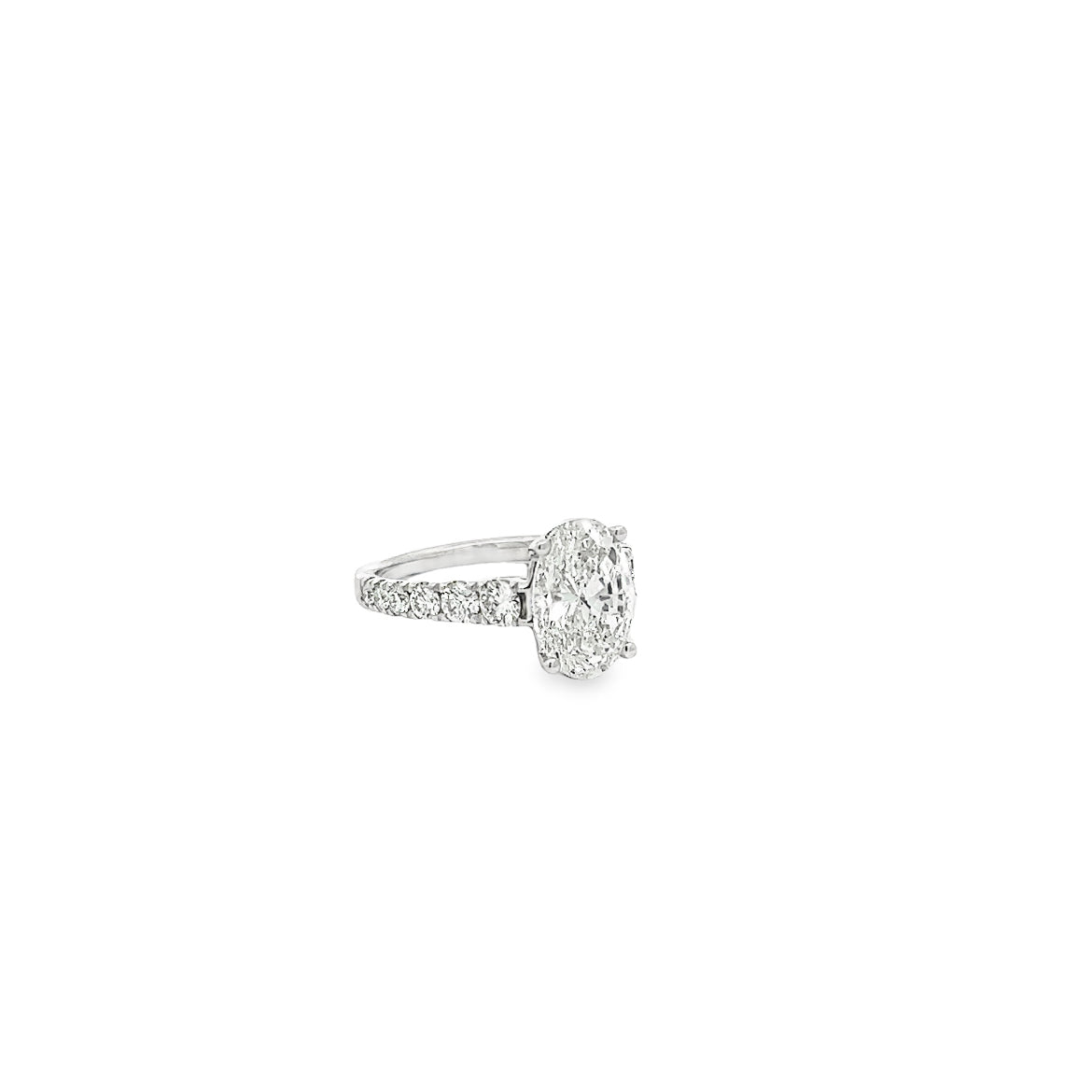 The Grand 18k White Gold Oval Engagement Ring