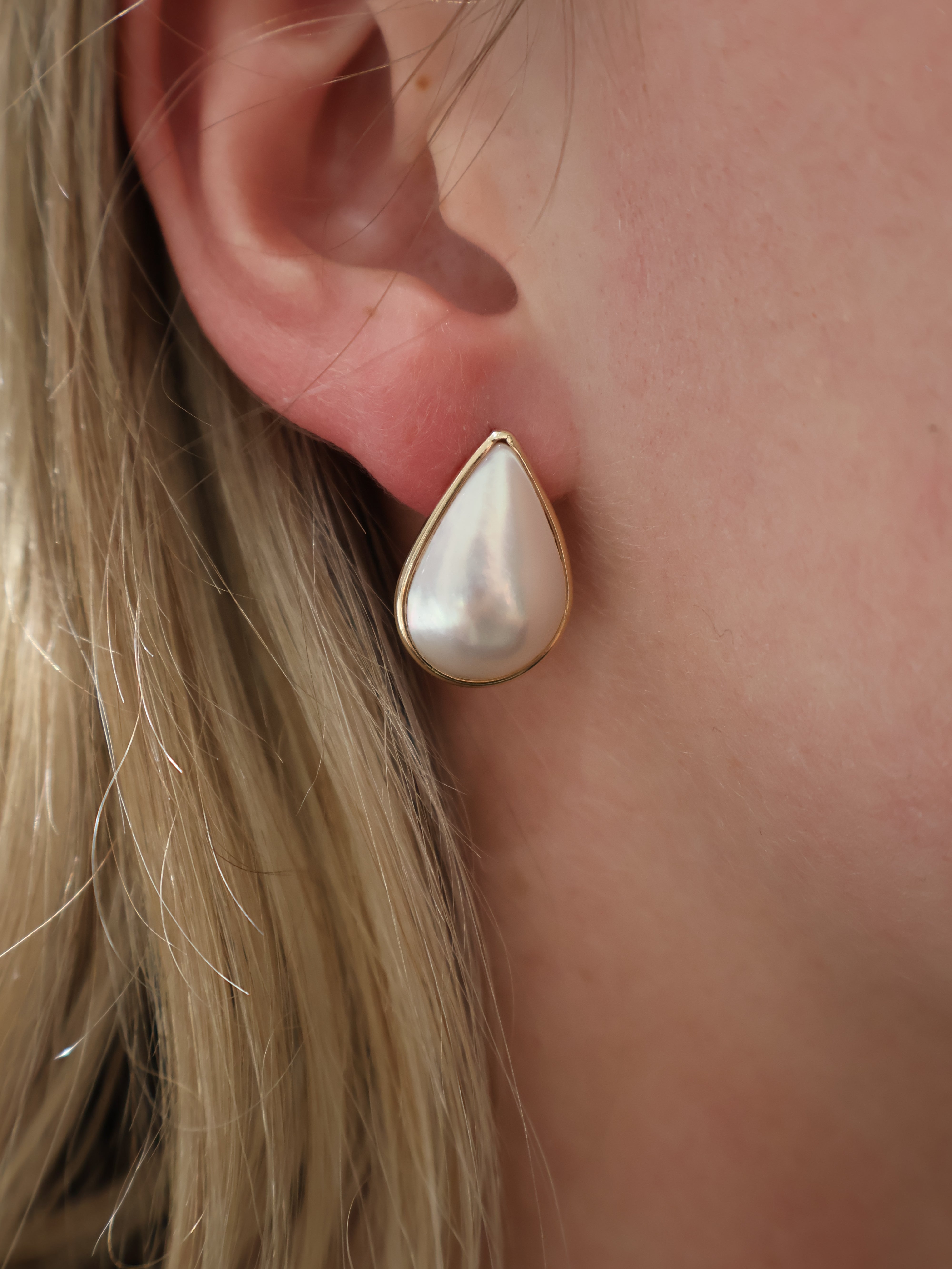 Estate 14k Yellow Gold Earrings