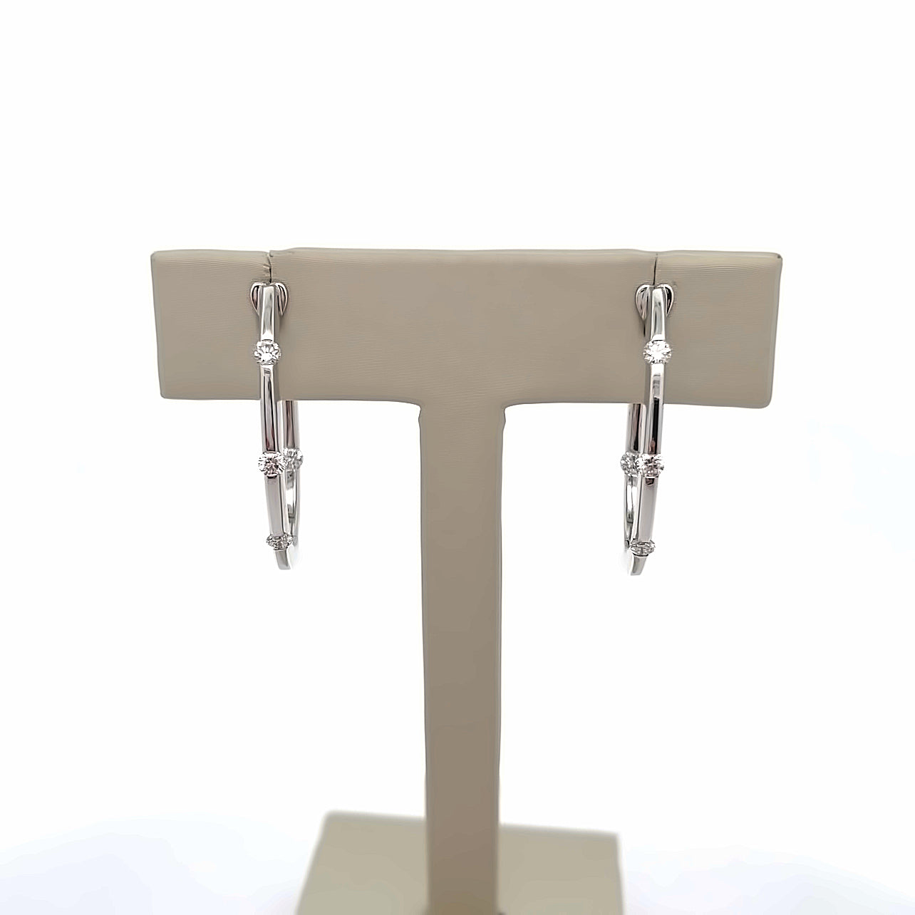Estate 18k White Gold Estate Earrings
