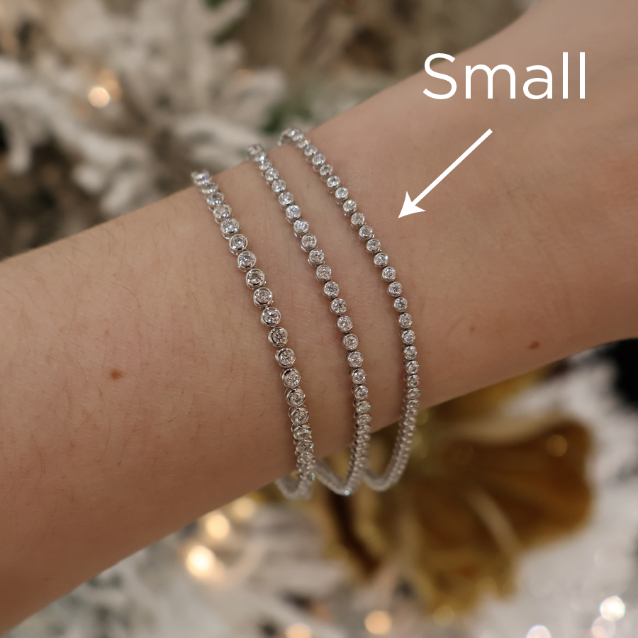 Memoire 18k White Gold Small Bezel Diamond Bracelet