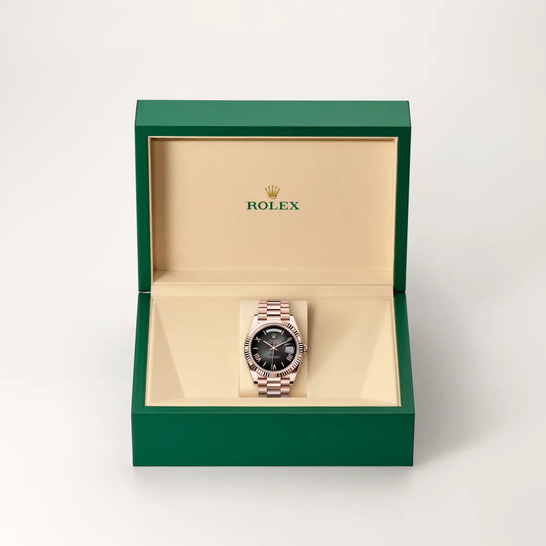 Rolex Day-Date 40 Oyster, 40 mm, Everose gold M228235-0055 – Brown