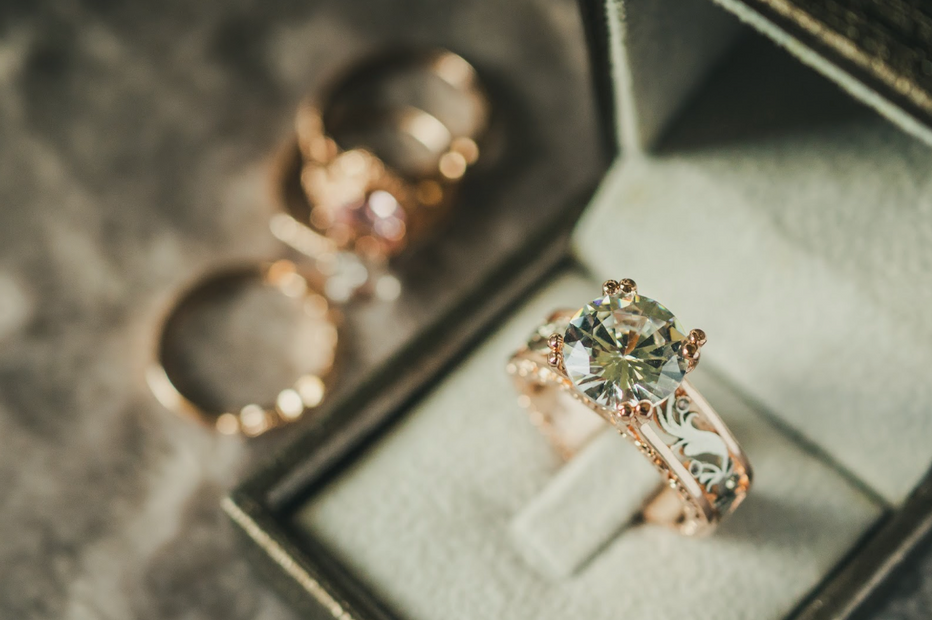 What is Vintage Jewelry? Brown and Co Jewelers Brown & Company Jewelers