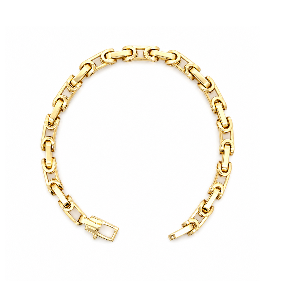 This 14k yellow gold bracelet features thick links and measures 8.5 inches in length.