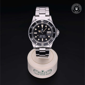 Oyster Perpetual Submariner Date - image 1 of 36