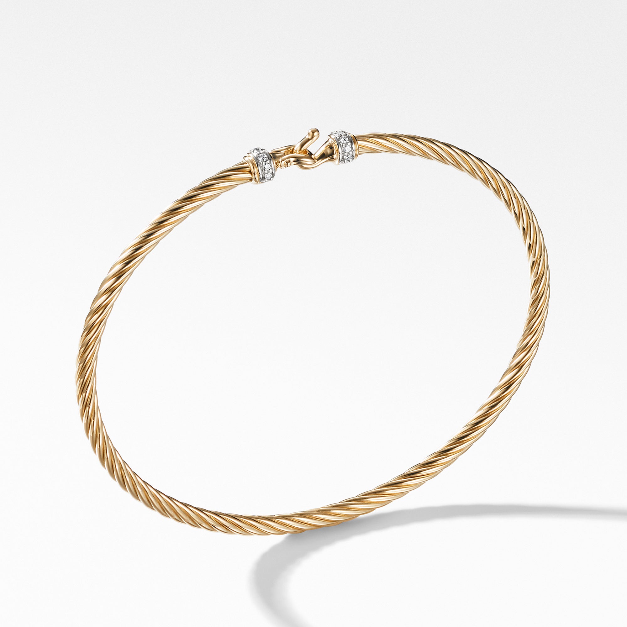 Buckle Classic Cable Bracelet In 18k Yellow Gold With Diamonds 2.6mm