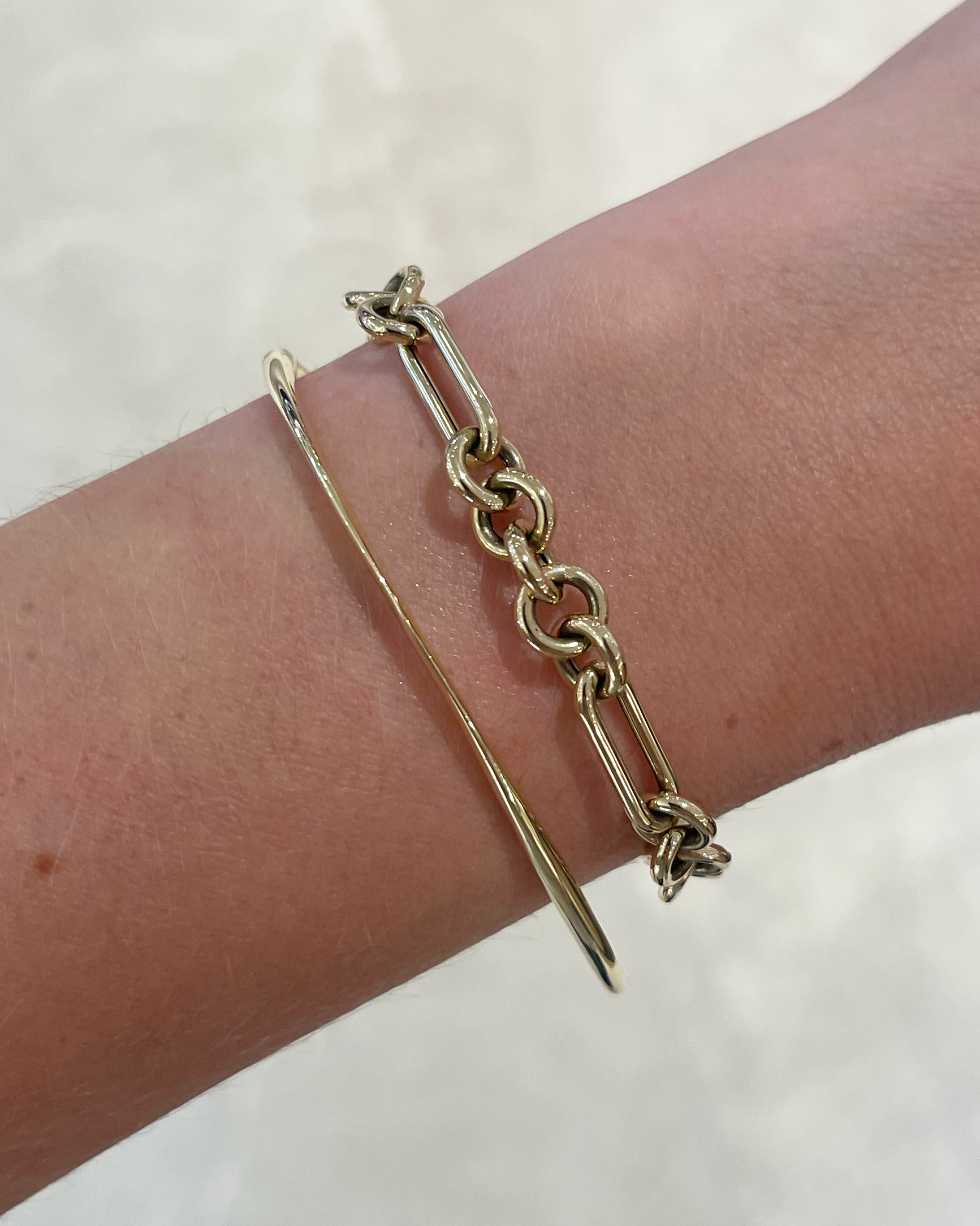 Brown &amp; Co. 14k Yellow Gold Sleek Bangle