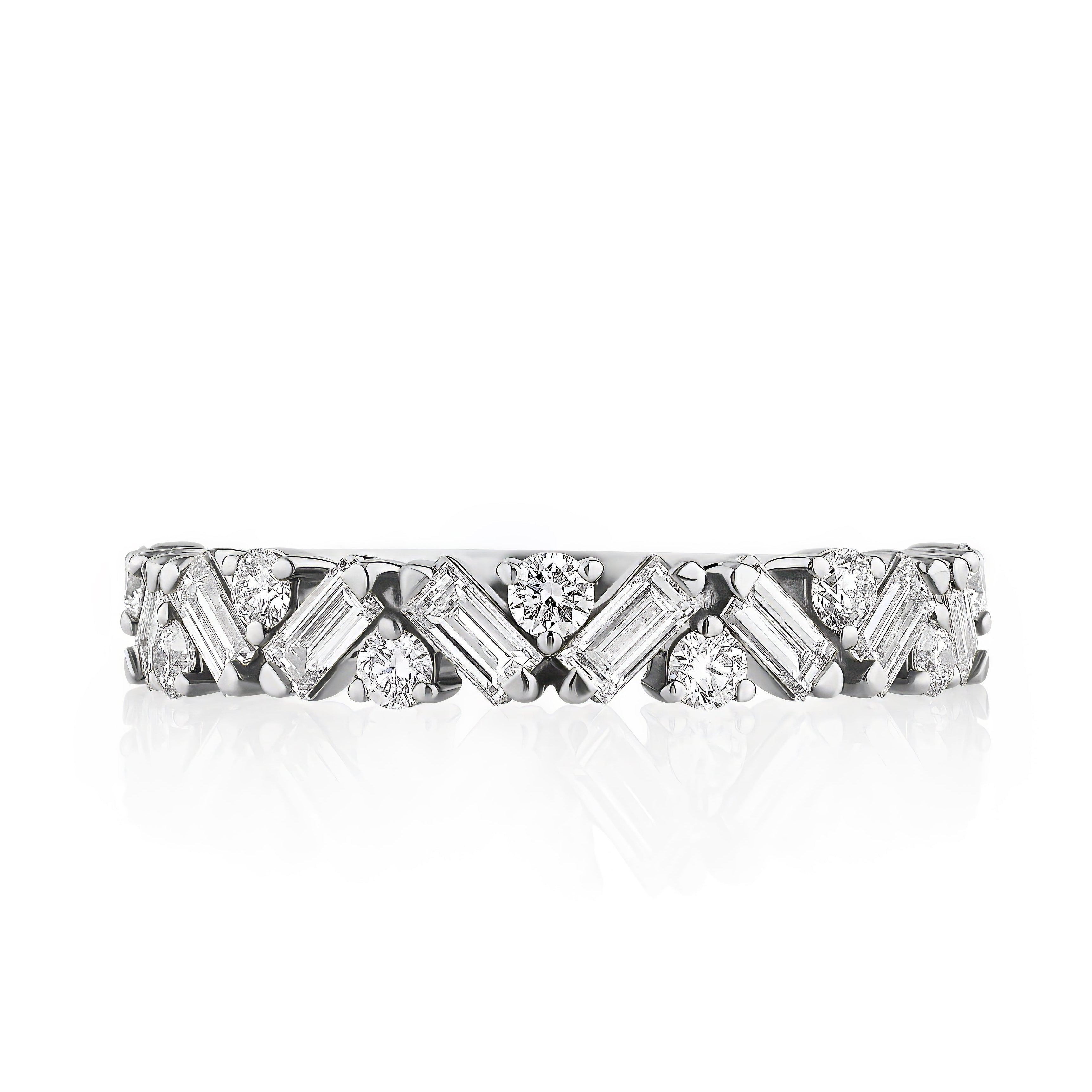 18k White Gold 0.78ctw Interlocking Baguette &amp; Round Diamond Band