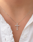 18k White Gold 0.76ctw Diamond Cross Necklace