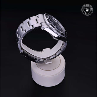Oyster Perpetual Submariner Date - image 26 of 36